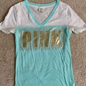 ❌SOLD❌ VS PINK v-neck shirt